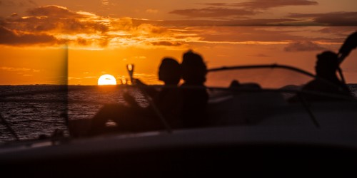 bora-bora-champagne-sunset