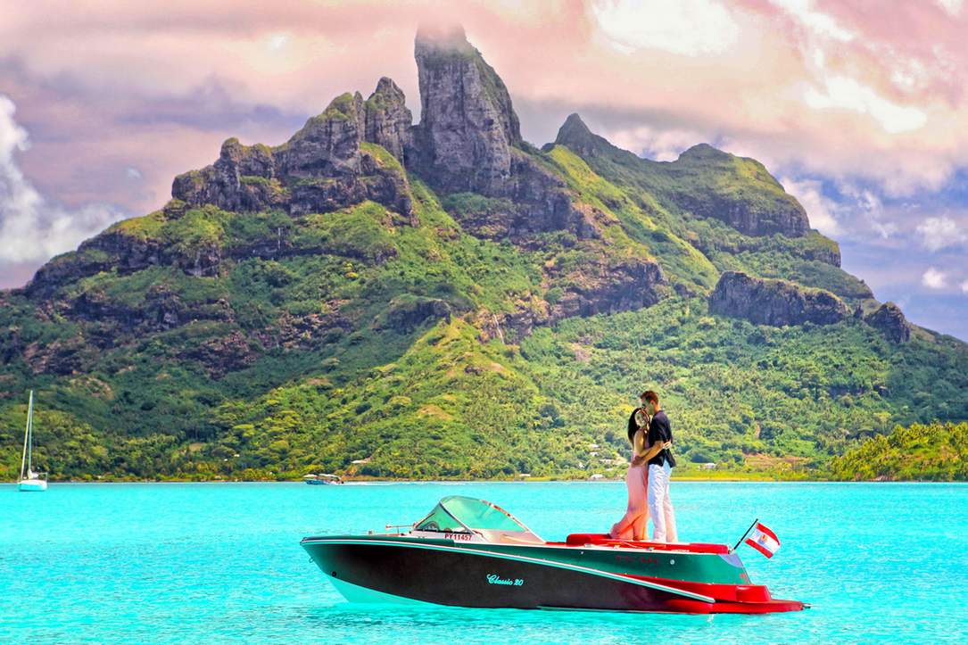 boat bora bora photo shooting wedding